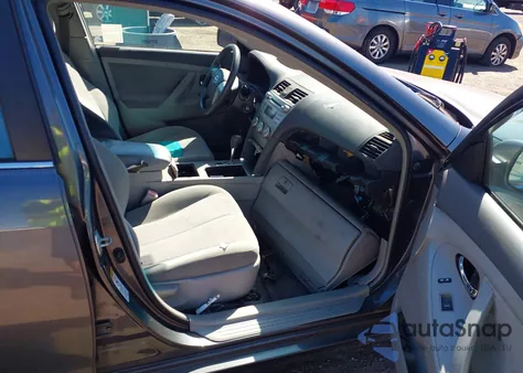 2010 Toyota Camry Le from USA, damaged, VIN 4T4BF3EK6AR060945